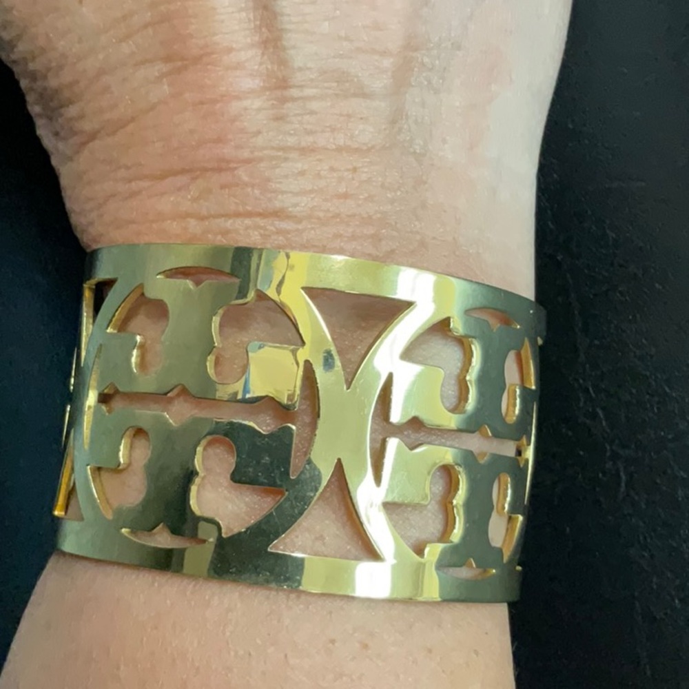 SOLD. Tory Burch, REVA Cut Out Wide Cuff